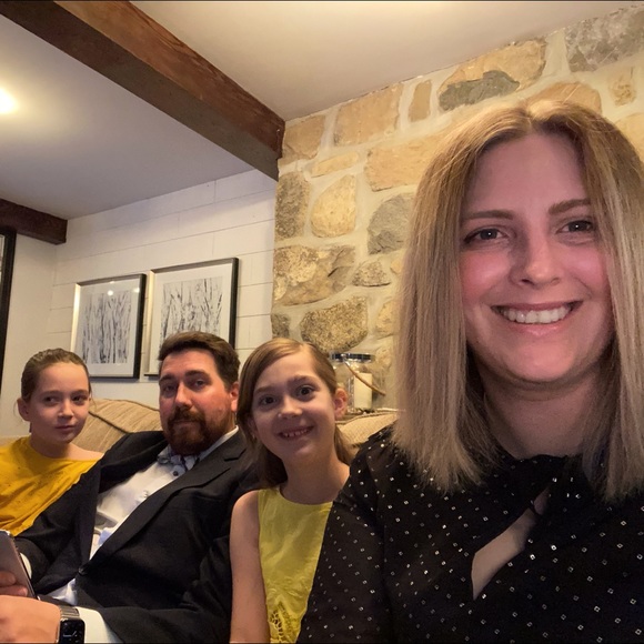 Meet your Posher, Miriam - Picture 2 of 4